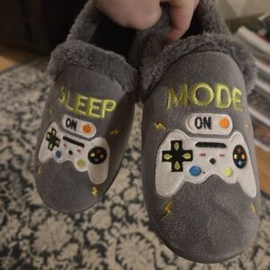 Wonder Nation Gray Slippers with Gaming Design
